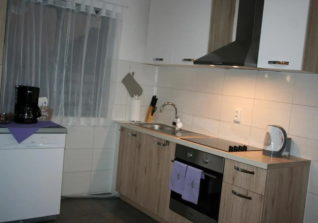 Holiday House Casia Jasenice  0*, Jasenice (Zadar)