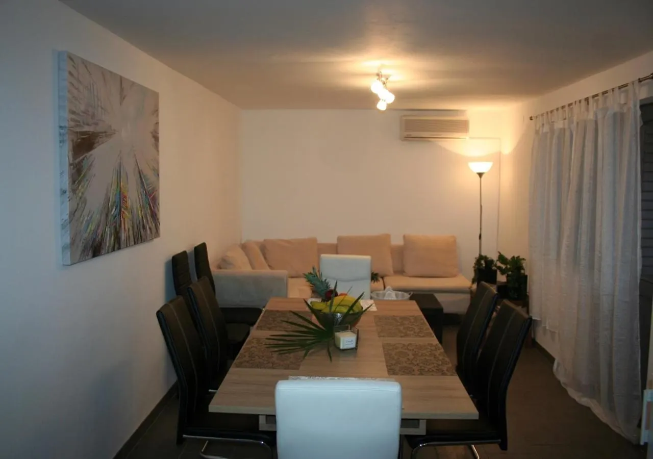 Holiday home Holiday House Casia Jasenice